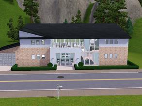Sims 3 — Michigan Ave by skagrl7250 — 3 bedrooms, 2.5 bathrooms, living room, family room, office, garage, pool.