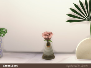 Sims 4 — Vase 010 by Siomi's Vault by siomisvault — I have no idea why tenth is here and no is not The Doctor but should